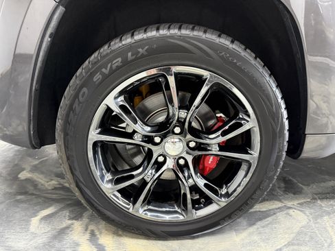 Used 2016 Jeep Grand Cherokee SRT AWD/4WD image 29