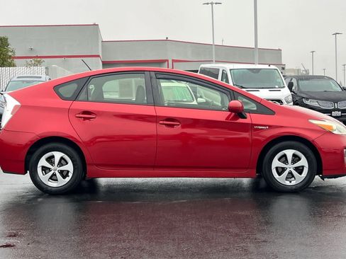 Used 2013 Toyota Prius Four image 6