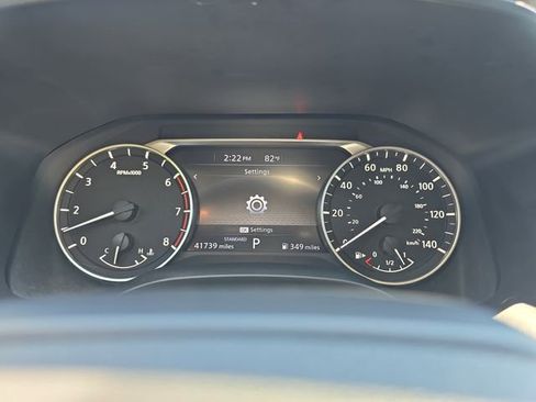 Used 2025 Nissan Rogue SV FWD image 24