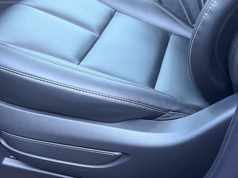 New 2026 Lincoln Corsair Premiere image 12