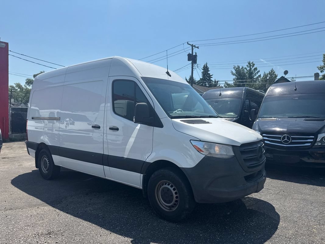 Used 2020 Mercedes-Benz Sprinter 2500 w/ Driver Convenience Package image 9