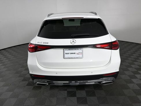 Certified 2026 Mercedes-Benz GLC 300 image 28