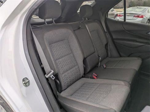 Used 2022 Chevrolet Equinox LT image 28