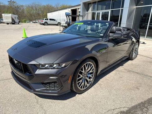 Used 2024 Ford Mustang GT Premium RWD image 3