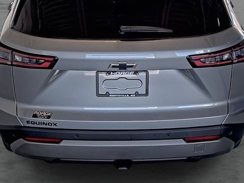 New 2026 Chevrolet Equinox LT w/ Convenience Package II FWD image 12