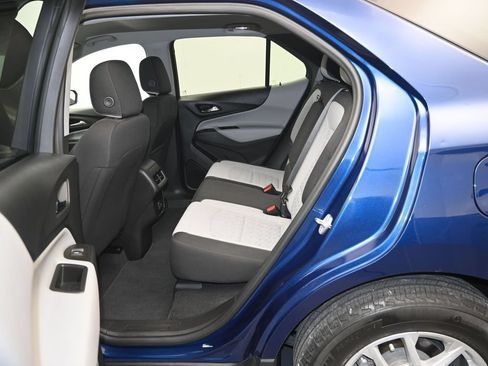 Used 2023 Chevrolet Equinox LS w/ LS Convenience Package FWD image 21