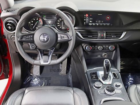 Used 2020 Alfa Romeo Stelvio Sport w/ Cold Weather Package image 14