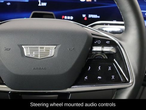 Used 2023 Cadillac Lyriq 2WD image 10