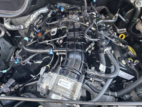 Used 2023 Ford Transit 350 XLT image 23