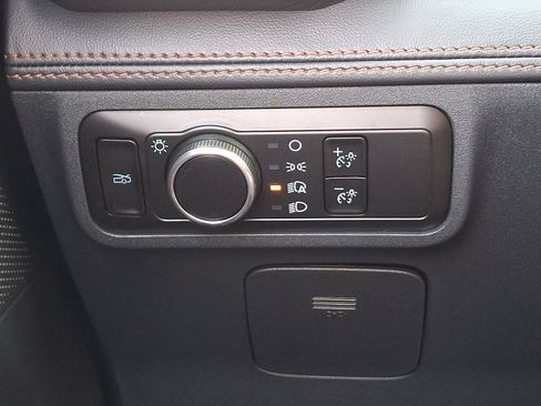 Used 2025 Ford Mustang GT Premium image 23