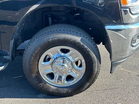 Used 2024 RAM 2500 Big Horn w/ Bed Utility Group image 14