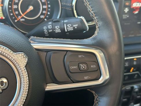 Certified 2022 Jeep Wrangler Unlimited Sahara image 34