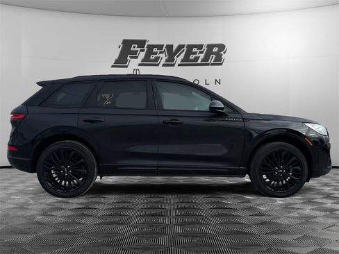 Used 2024 Lincoln Corsair Reserve w/ Equipment Group 201A image 6