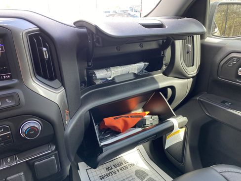 Used 2026 Chevrolet Silverado 1500 Custom w/ Turbomax Blackout Package image 29