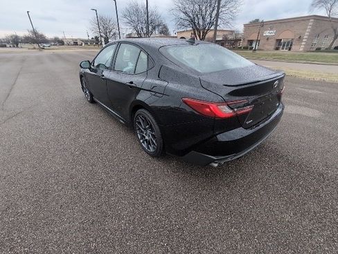 Certified 2025 Toyota Camry SE w/ Convenience Package image 6