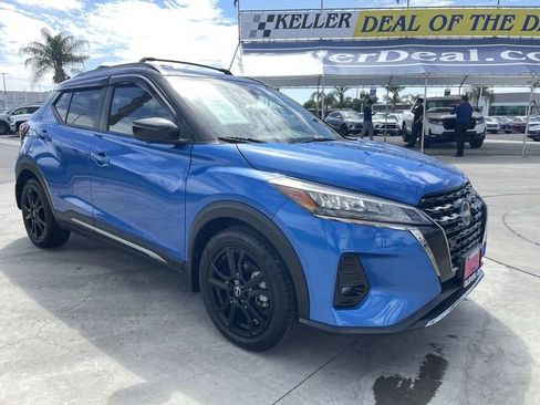 Used 2023 Nissan Kicks SR FWD image 2