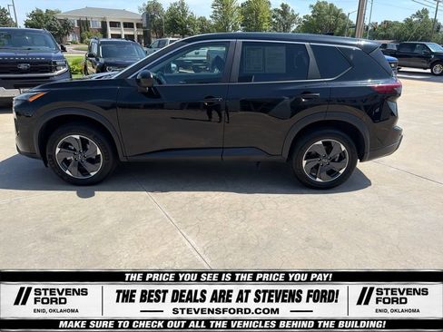 Used 2025 Nissan Rogue SV AWD/4WD image 8