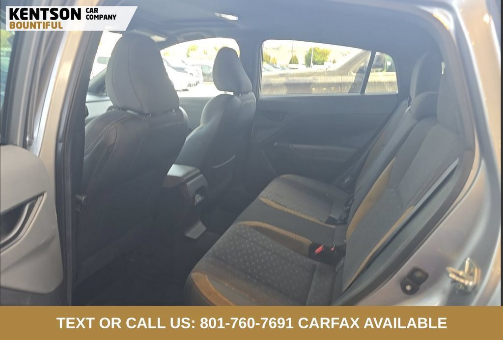 Used 2025 Subaru Crosstrek 2.5i Sport AWD/4WD image 6