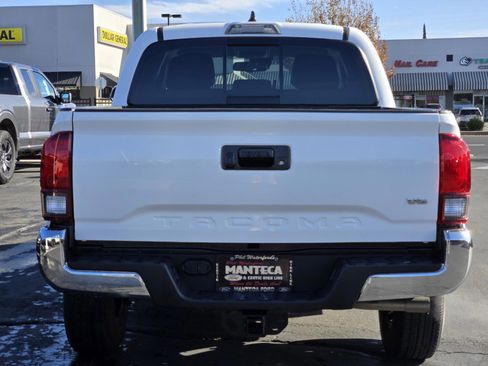 Used 2023 Toyota Tacoma SR5 image 5