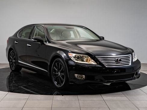 Used 2011 Lexus LS 460 AWD w/ Luxury Value Edition image 12
