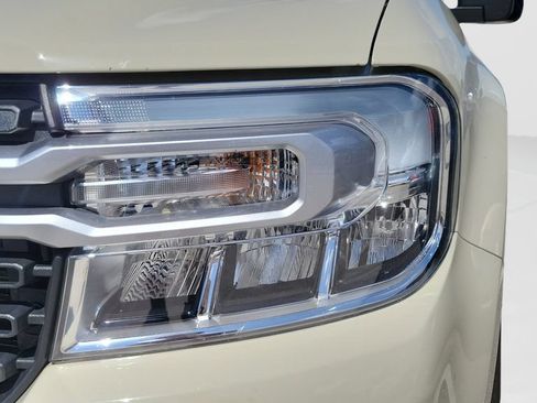 Used 2024 Ford Maverick Lariat FWD image 7