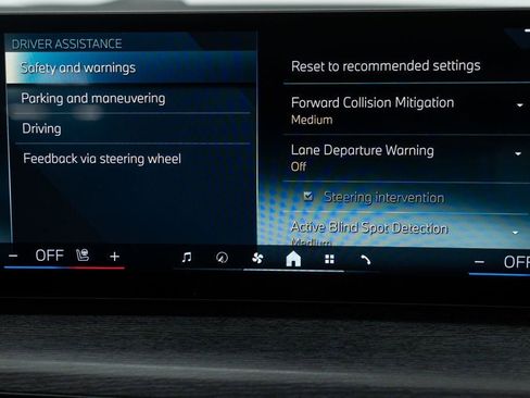 Used 2025 BMW 430i w/ Premium Package image 28