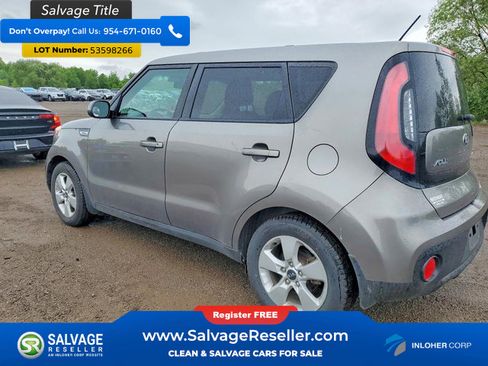 Used 2018 Kia Soul FWD image 3