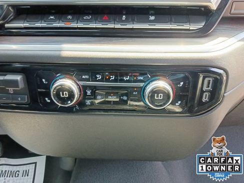 Used 2025 GMC Sierra 1500 SLT AWD/4WD image 4