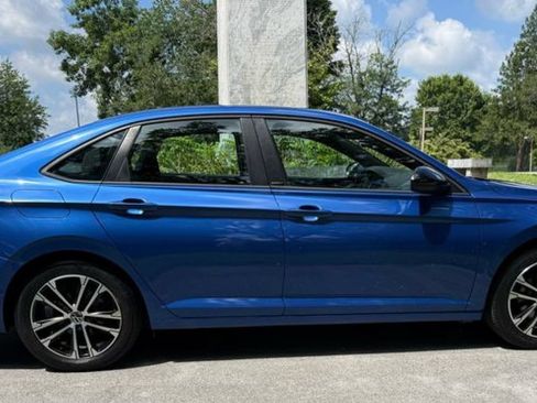 Used 2023 Volkswagen Jetta Sport FWD image 6