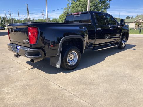 Certified 2020 Chevrolet Silverado 3500 High Country w/ Technology Package AWD/4WD image 6