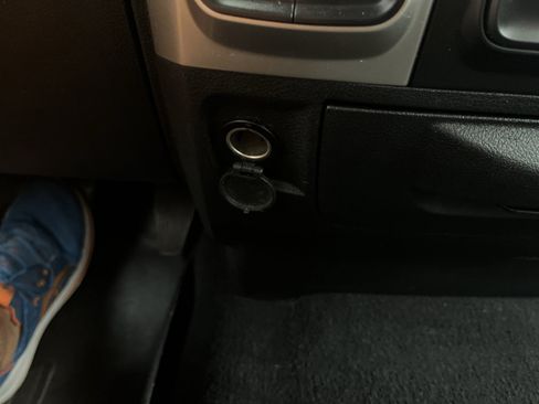 Used 2019 RAM 1500 Classic SLT AWD/4WD image 22