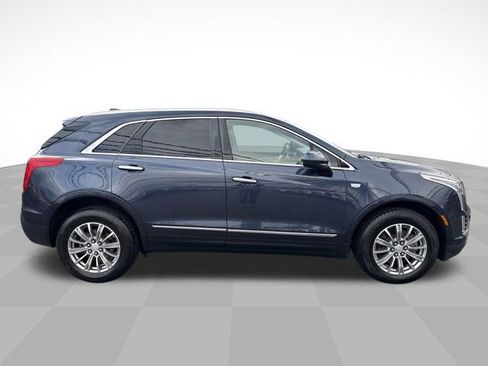 Used 2018 Cadillac XT5 Luxury w/ Driver Awareness Package image 4