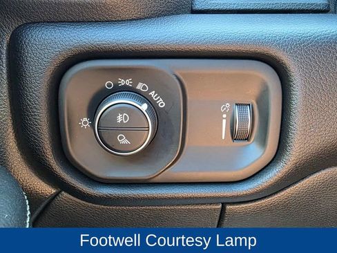 Used 2024 RAM 2500 Big Horn image 29