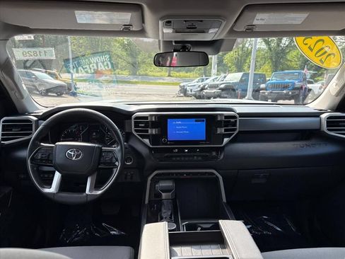 Used 2023 Toyota Tundra SR5 w/ SR5 Convenience Package AWD/4WD image 8