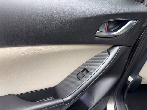 Used 2016 MAZDA CX-5 Touring image 39