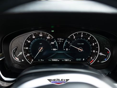 Used 2018 BMW 540i w/ M Sport Package image 29