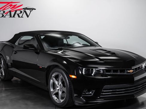 Used 2014 Chevrolet Camaro SS w/ RS Package RWD image 15