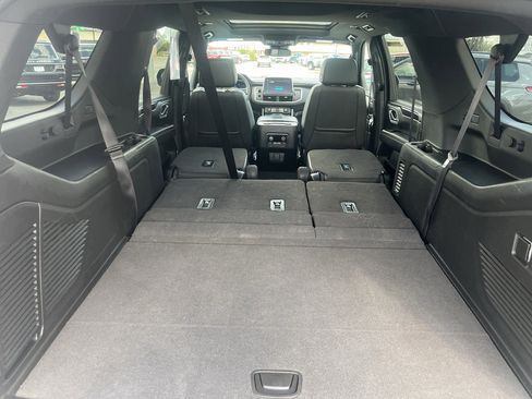 Used 2024 Chevrolet Suburban RST w/ Luxury Package AWD/4WD image 10