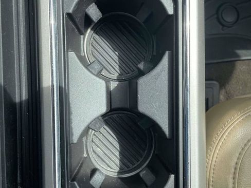 Used 2019 Ford F150 Lariat w/ Equipment Group 502A Luxury RWD image 18