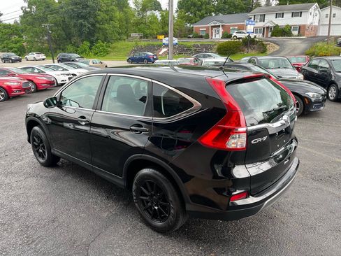 Used 2016 Honda CR-V LX image 9