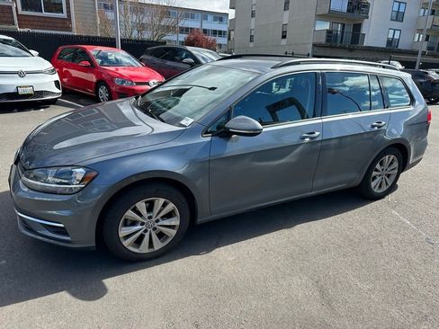 Used 2019 Volkswagen Golf S w/ Driver Assistance Package image 3