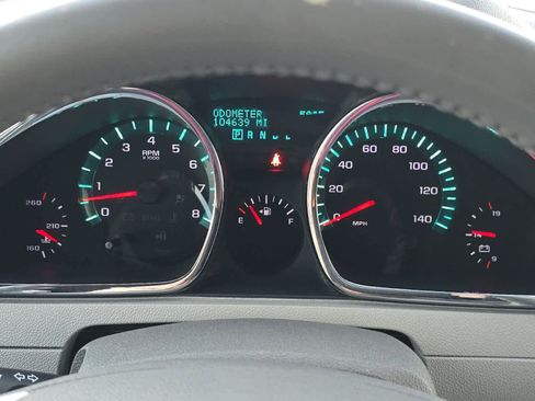 Used 2010 Chevrolet Traverse LT w/ Personal Connectivity Package image 25