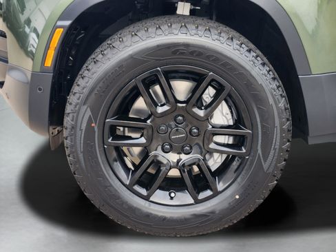 New 2026 Land Rover Defender 110 S AWD/4WD image 30