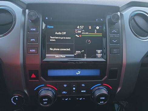 Used 2017 Toyota Tundra Limited image 18