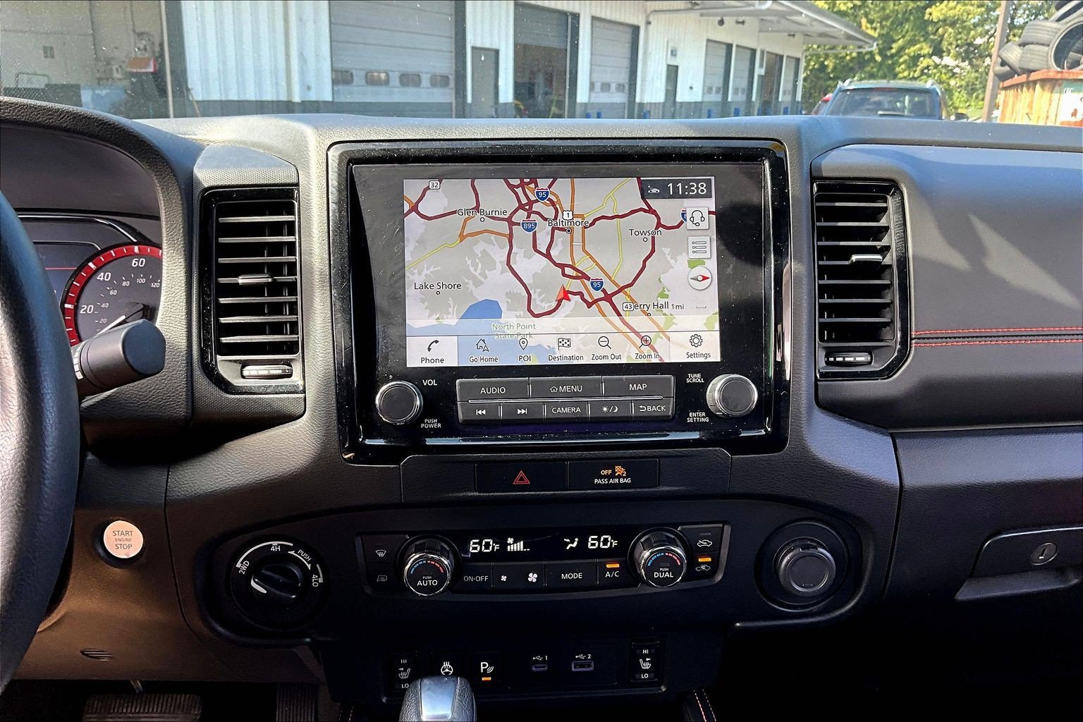 Used 2022 Nissan Frontier PRO-4X AWD/4WD image 12