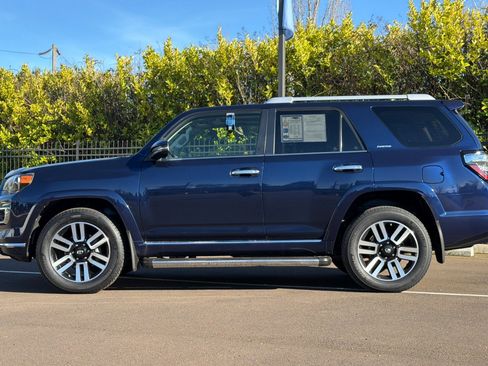 Used 2018 Toyota 4Runner Limited image 7