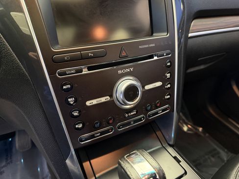 Used 2016 Ford Explorer Limited AWD/4WD image 22