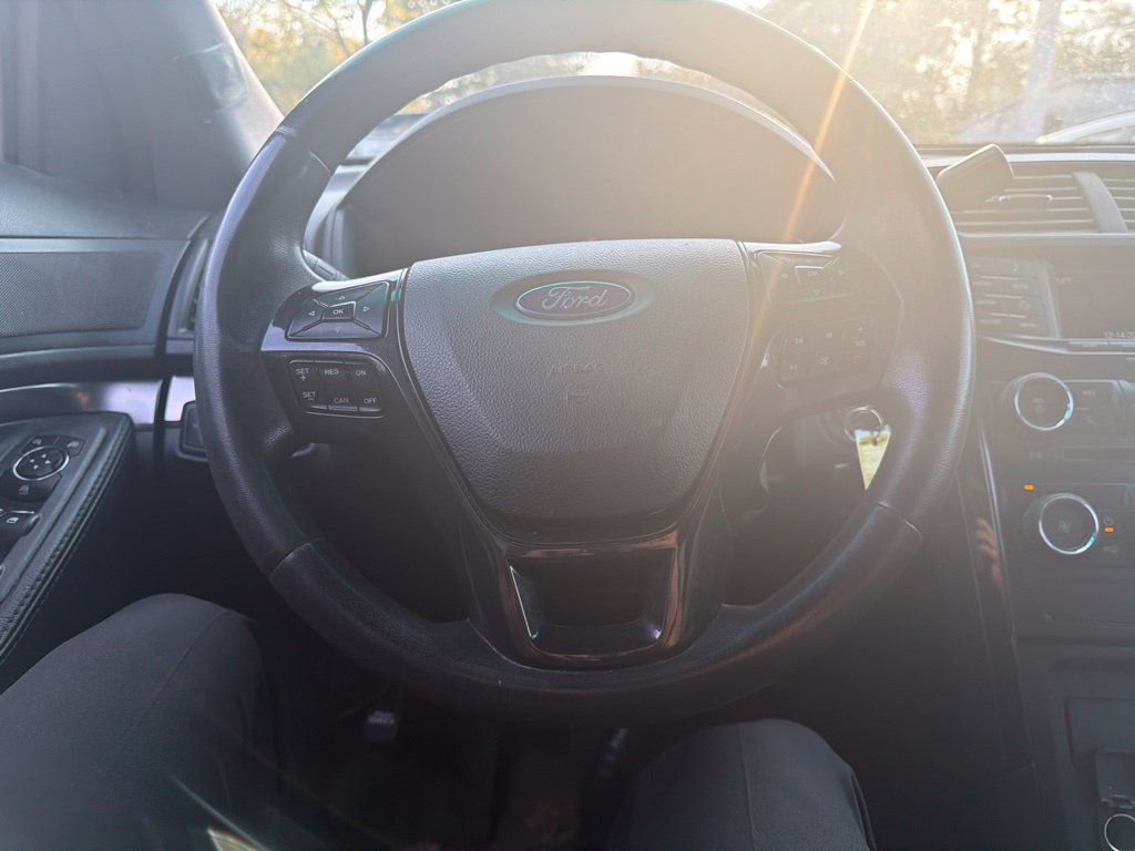 Used 2017 Ford Explorer 4WD Police Interceptor image 12