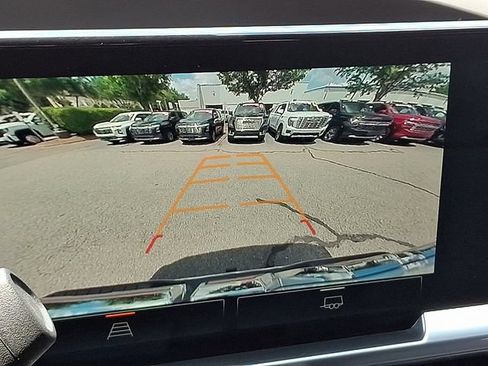 Used 2024 GMC Sierra 1500 SLT AWD/4WD image 18