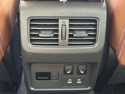 New 2026 Nissan Rogue Platinum AWD/4WD image 15